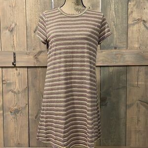 Gray, mustard, fuchsia striped short sleeve T-shirt dress small